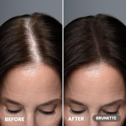 Prime Prometics Instant Coverage powder being applied to thinning hairline