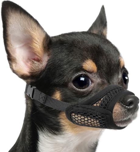 Side view of Mayerzon breathable muzzle for brachycephalic dogs