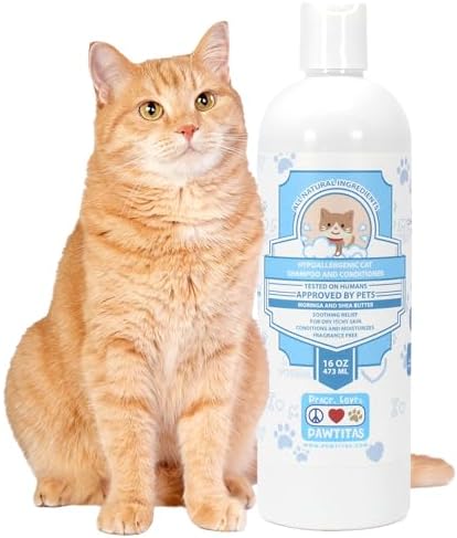 Pawtitas cat shampoo bottle showing ingredient highlights and organic labels
