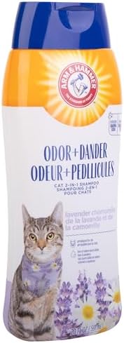 Side angle shot of the cat shampoo bottle showing ergonomic shape