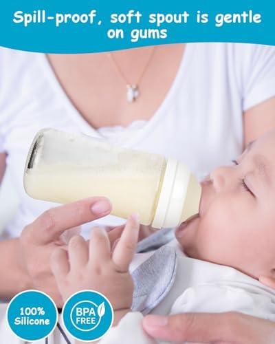 Xunicute baby bottle nipple demonstrating the slow flow design for one month plus infants.