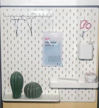 One hundred pieces pack of CONOVOZON large blue finger cots