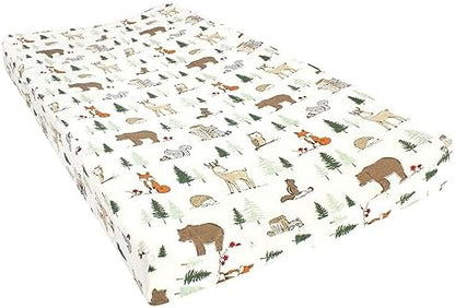 Close up view of the elastic edges on the Hudson Baby cotton changing pad cover