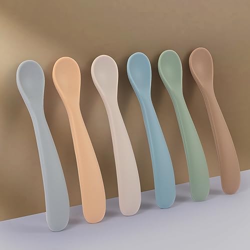 Eascrozn six pack baby spoons placed neatly side by side for color differentiation.