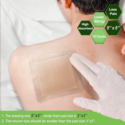 Close up view of the gentle silicone adhesive border on the waterproof foam dressing patch.