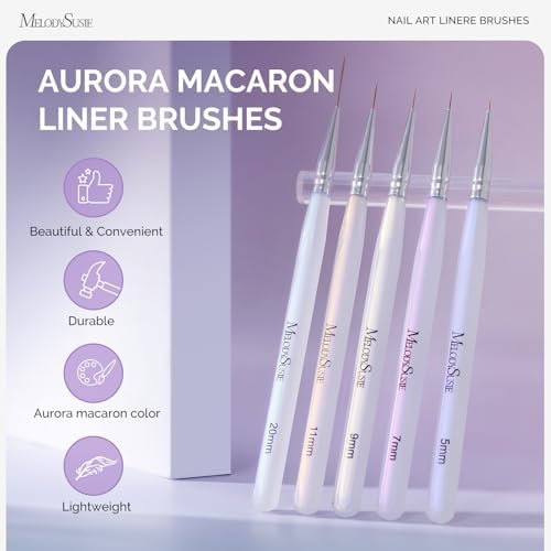Close up of MelodySusie nail art brush bristles and sizes