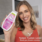 Feminine hygiene powder for chafing prevention and daily intimate care.