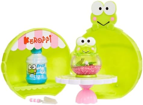 Curing a miniature Keroppi Matcha Latte replica under a portable UV light source