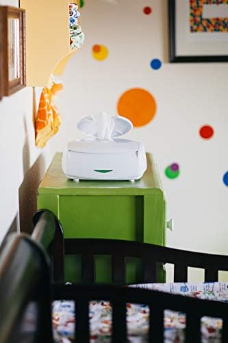 Prince Lionheart baby wipes warmer unit with power adapter and Ever-Fresh pillows