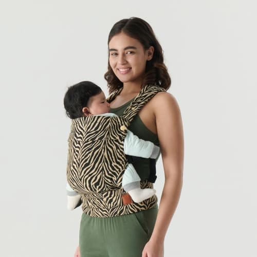 Adjustable seat feature on Nest Blanche newborn carrier