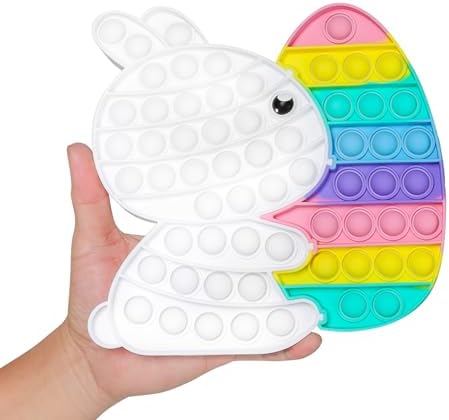Detachable design layout of the Easter egg and bunny fidget puzzle