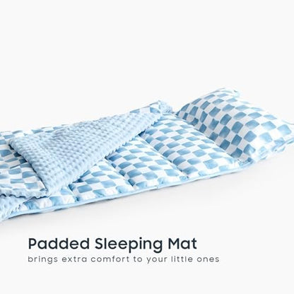 Wake In Cloud daycare cot mat featuring the integrated name tag pocket detail