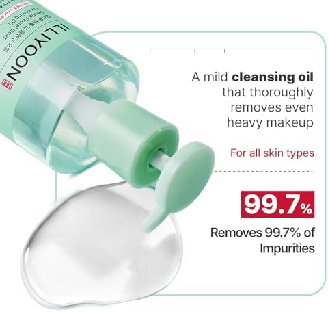 Texture demonstration of lightweight cleansing oil on hand