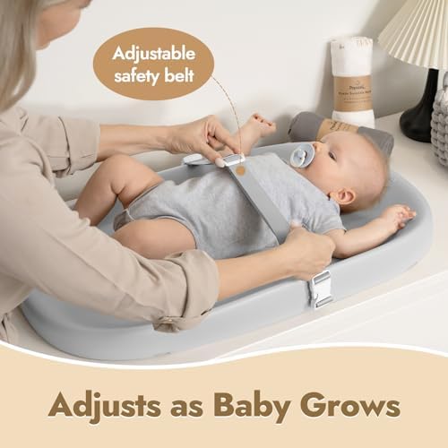 Non-slip base underside of Papablic baby changing pad