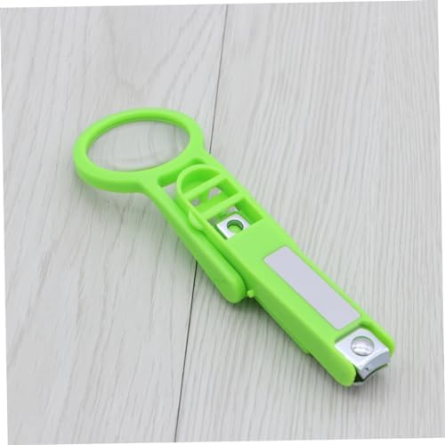 Adjustable magnifying lens on the guinea pig claw trimmer close view
