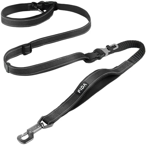 Fida adjustable running leash with shock absorbing bungee extension detail