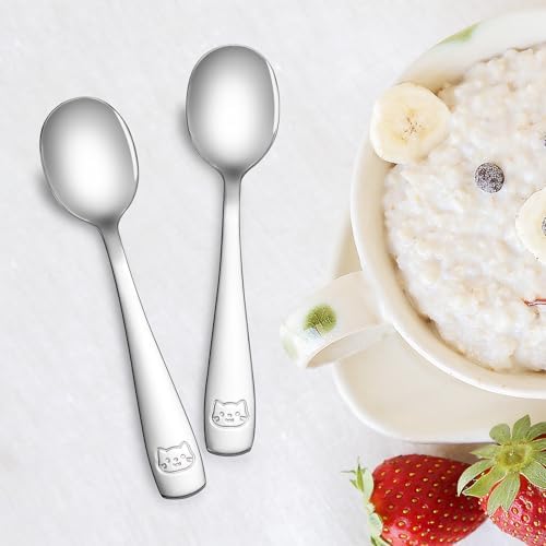 Premium cartoon themed packaging for the DRKIO stainless steel toddler cutlery set