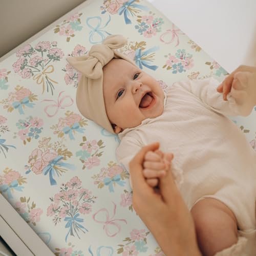 ZoUbqchY baby changing mat sheet fitted corner detail