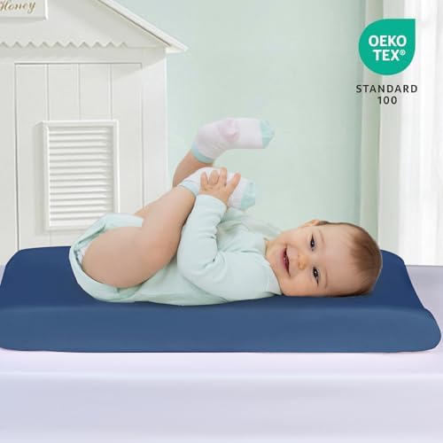 David's Kids unisex changing table covers showcasing the secure elastic bottom band design