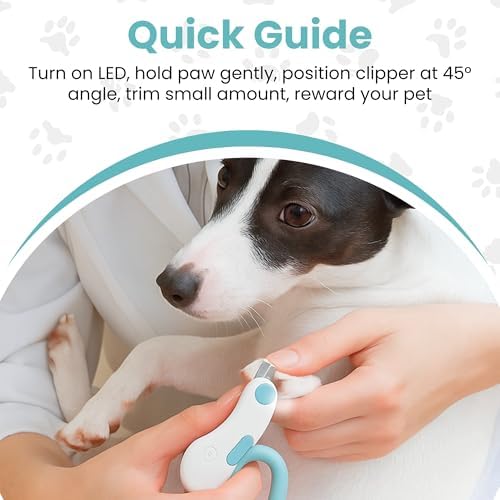 GadgetPawsUSA illuminated quick finder clipper displaying the non slip contoured handle grip.