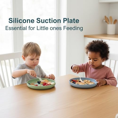 Qyeejong silicone baby plates in moonlit ocean and sage green