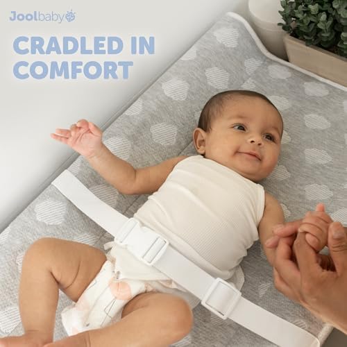 Jool Baby changing pad showing washable bamboo fiber cover