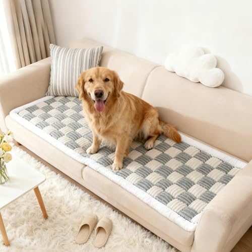 AMTARP pet sofa blanket showing the anti-slip silicone backing texture