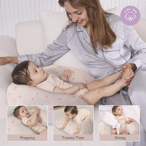 Baby using Little Grape Land pillow for supervised tummy time