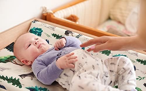 Close up view of the soft neutral unisex fitted baby sheet textures