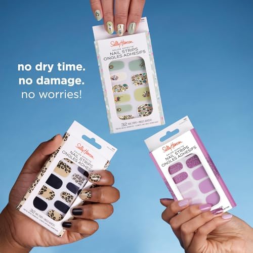 Long-lasting chip-resistant grey marble manicure wraps application details
