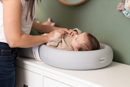 Keekaroo grey peanut changer ergonomic durable nursery setup