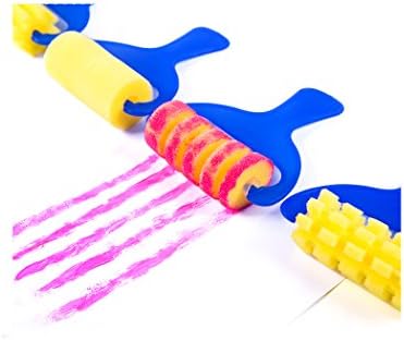 Ergonomic plastic handles on the synthetic sponge brushes designed for early childhood grip and fine motor development.