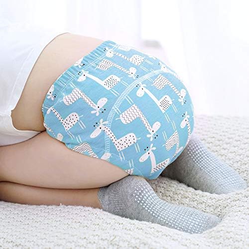 Close up of the interior absorbent padding on U0U cotton training underwear.