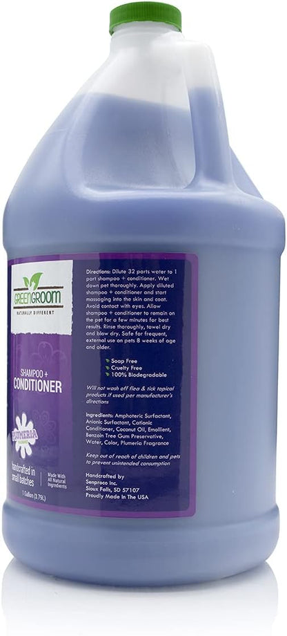 Close up of Green Groom 2 in 1 pet shampoo label details