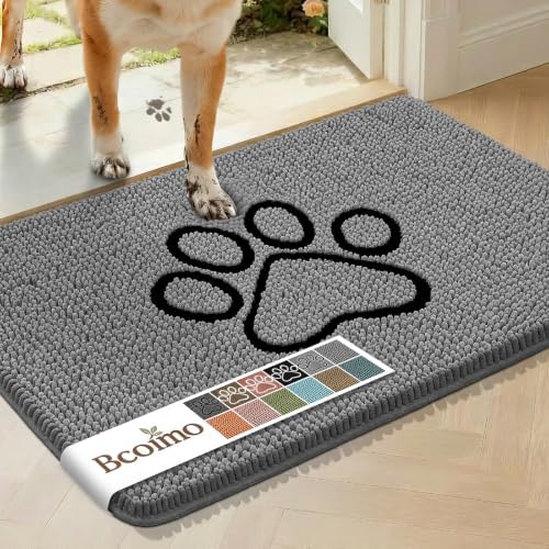 Bcoimo pet entryway rug close up showcasing the high pile dirt trapping microfiber texture
