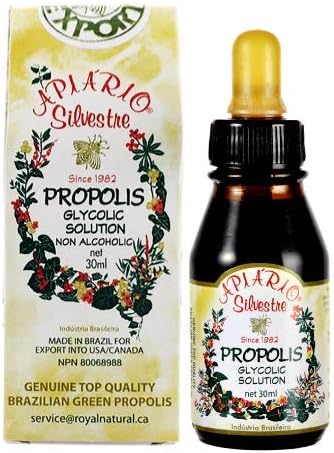 Close-up view of Apiario Silvestre green propolis liquid dropper bottle