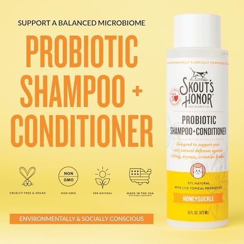 Natural probiotic cat grooming wash for itchy skin relief