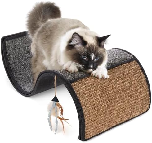 Petlinks Dream Curl cat scratcher showing dual carpet and sisal texture detail.