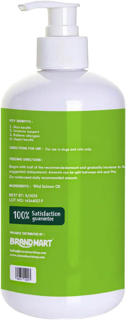 Close up view of the easy to use pump mechanism on the Heapets pet food supplement bottle.