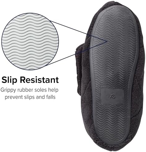 Underneath view of Silverts slippers showing the slip-resistant safety sole.
