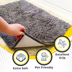 Close up of the ultra absorbent chenille fibers on the Muddy Mat dog mat.