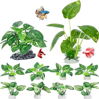 Close up of soft fin safe silk leaves on MyLifeUNIT artificial aquarium greenery.