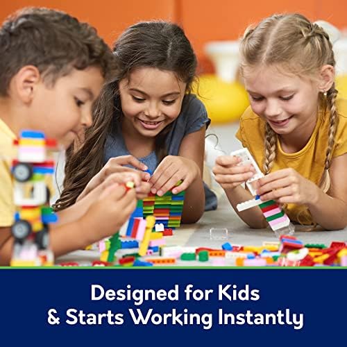 Compound W 3-in-1 medicated strips for kids showing cushioned bandage design