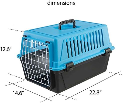 Ferplast hard sided dog carrier blue color with ergonomic carrying handle close up