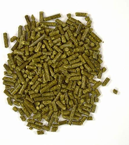 Oxbow Garden Select Young Rabbit Food high fiber alfalfa pellet texture