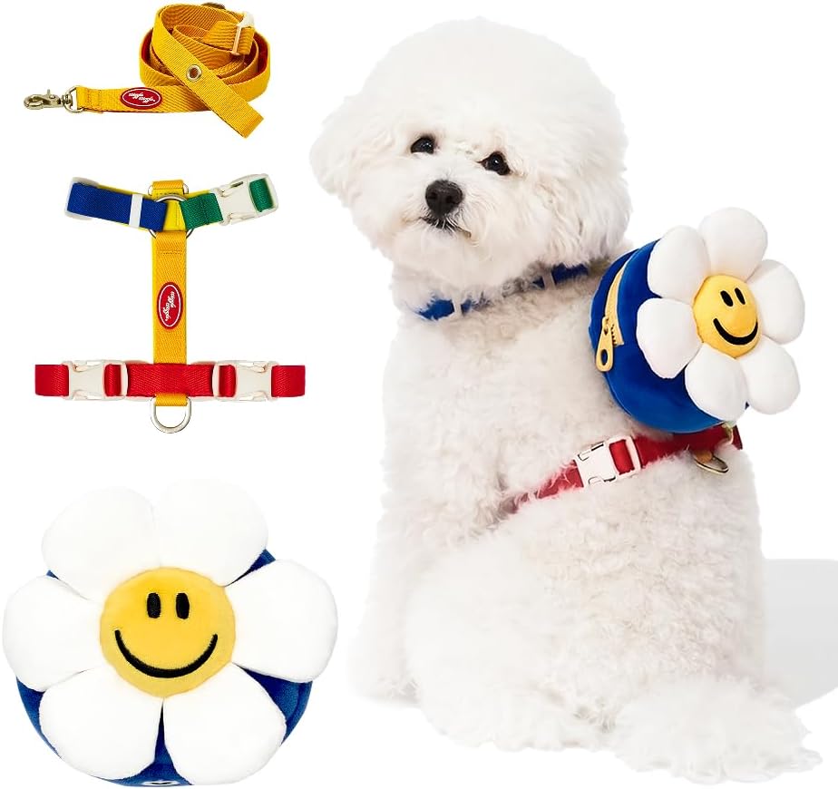 PETHROOM Wiggle Wiggle dog backpack harness set front view on dog