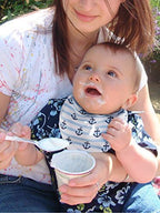 Adjustable nickel-free snap closure on Giftty teething bib