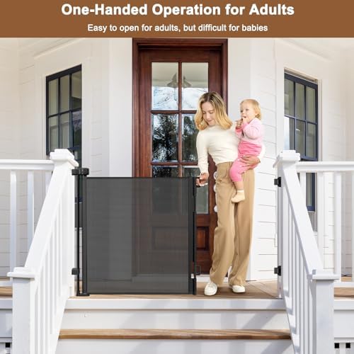 BETERTEK safety outdoor gate installed on a home porch withstanding rain exposure