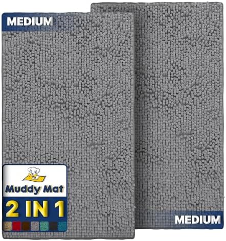 Muddy Mat microfiber chenille entrance rug trapping muddy dog paws