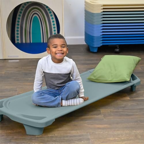 Close up of heat sealed seams on Angeles SpaceLine preschool cot
